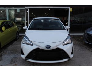
										TOYOTA YARIS 1.5 HYBRID ADVANCE full									