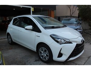 
										TOYOTA YARIS 1.5 HYBRID ADVANCE full									