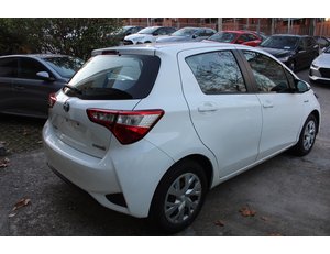 
										TOYOTA YARIS 1.5 HYBRID ADVANCE full									
