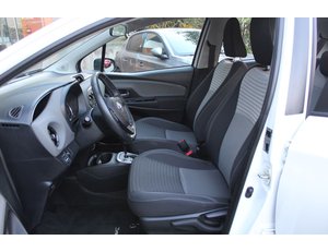 
										TOYOTA YARIS 1.5 HYBRID ADVANCE full									