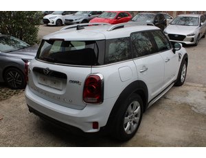 
										MINI COUNTRYMAN COOPER S E ALL4 full									