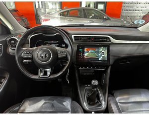 
										MG ZS 1.5 LUXURY full									