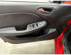 
										RENAULT CLIO INTENS TCE 67 KW (91CV) full									