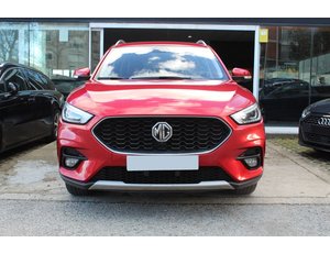 
										MG ZS 1.5 LUXURY full									