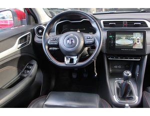 
										MG ZS 1.5 LUXURY full									