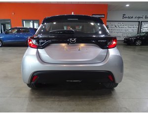
										MAZDA 2 1.5 85 KW (116 CV) CVT CENTRE-LINE full									