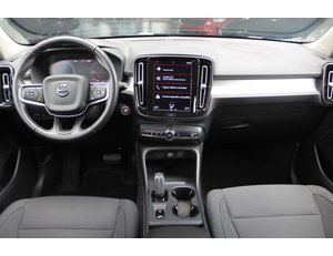 
										VOLVO XC40 1.5 T4 TWIN RECHARGE INSCRIPTION AUTO full									