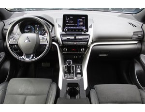 
										MITSUBISHI ECLIPSE CROSS 2.4 PHEV KAITEKI AUTO 4WD full									