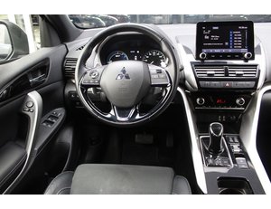 
										MITSUBISHI ECLIPSE CROSS 2.4 PHEV KAITEKI AUTO 4WD full									