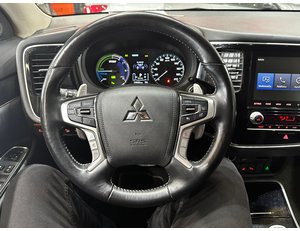 
										MITSUBISHI OUTLANDER 2.4 PHEV KAITEKI AUTO 4WD full									