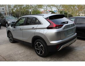 
										MITSUBISHI ECLIPSE CROSS 2.4 PHEV KAITEKI AUTO 4WD full									
