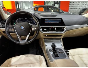 
										BMW SERIE 3 330E full									