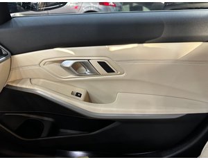 
										BMW SERIE 3 330E full									