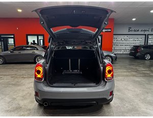 
										MINI COUNTRYMAN COOPER S E ALL4 full									