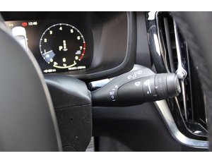 
										VOLVO V60 2.0 B4 (G) R-DESIGN AUTO full									