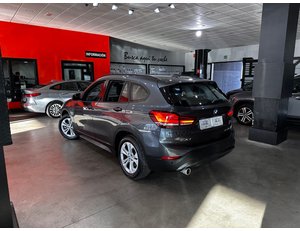 
										BMW X1 XDRIVE25E full									