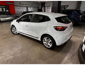 
										RENAULT CLIO INTENS E-TECH HIBRIDO 104 KW (140CV) full									