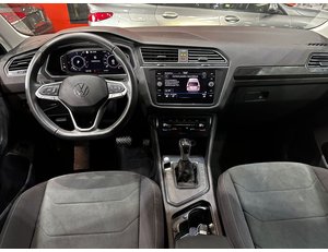 
										VOLKSWAGEN TIGUAN LIFE 1.4 TSI EHYBRID 180KW (245CV) DSG full									