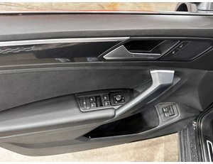 
										VOLKSWAGEN TIGUAN LIFE 1.4 TSI EHYBRID 180KW (245CV) DSG full									