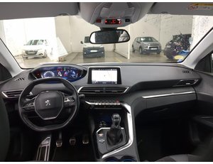 
										PEUGEOT 5008 1.5 BLUEHDI 96KW (130CV) S&S ALLURE full									