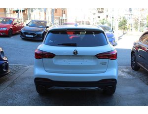 
										MG EHS 1.5T-GDI PHEV LUXURY full									