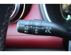 
										MG EHS 1.5T-GDI PHEV LUXURY full									