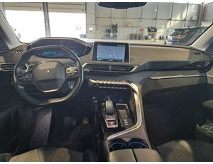 
										PEUGEOT 3008 HYBRID 225 E-EAT8 ALLURE PACK full									