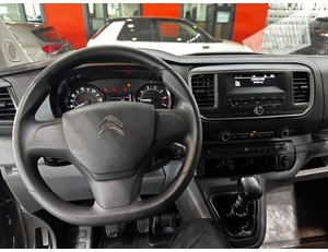
										CITROEN JUMPY 1.5BLUEHDI 120CV COMBI XL full									