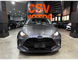 
										TOYOTA YARIS 1.5 120H BUSINESS PLUS full									