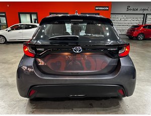 
										TOYOTA YARIS 1.5 120H BUSINESS PLUS full									