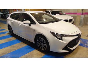 
										TOYOTA COROLLA 2.0 180H STYLE E-CVT TOURING SPORT full									