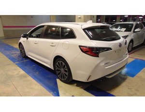 
										TOYOTA COROLLA 2.0 180H STYLE E-CVT TOURING SPORT full									