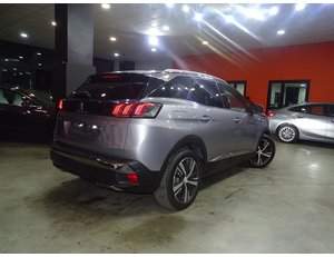 
										PEUGEOT 3008 300 E-EAT8 GT full									