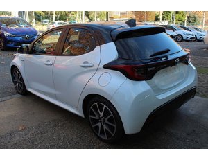 
										TOYOTA YARIS 1.5 120H STYLE full									