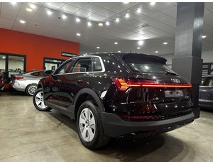
										AUDI E-TRON 50 QUATTRO full									
