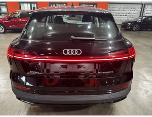 
										AUDI E-TRON 50 QUATTRO full									