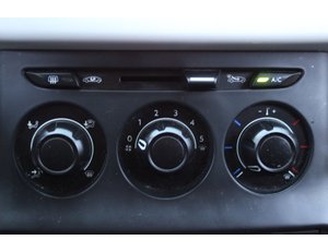 
										CITROEN C3 PURETECH 50KW (68CV) FEEL full									