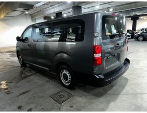 
										CITROEN JUMPY 1.5BLUEHDI 120CV COMBI XL full									