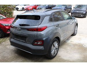 
										HYUNDAI KONA 100KW EV TECNO 2C full									