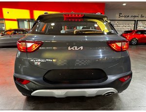 
										KIA STONIC 1.0 T-GDI 74KW (100CV) MHEV IMT DRIVE NO ES HIBRIDO full									