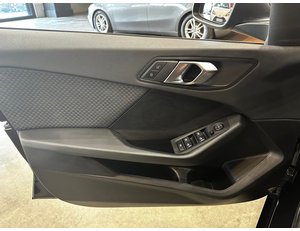 
										BMW SERIE 1 118I AUTO. full									