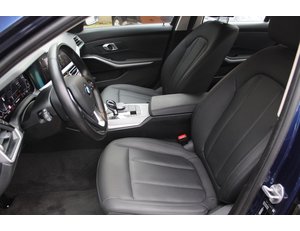
										BMW SERIE 3 330E full									