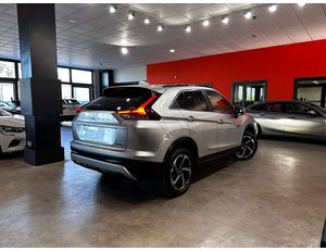 
										MITSUBISHI ECLIPSE CROSS 2.4 PHEV KAITEKI AUTO 4WD full									