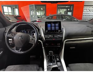 
										MITSUBISHI ECLIPSE CROSS 2.4 PHEV KAITEKI AUTO 4WD full									