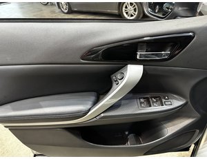 
										MITSUBISHI ECLIPSE CROSS 2.4 PHEV KAITEKI AUTO 4WD full									