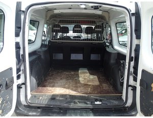 
										RENAULT KANGOO COMBI 1.5DCI 95CV MAXI 4PLAZAS full									