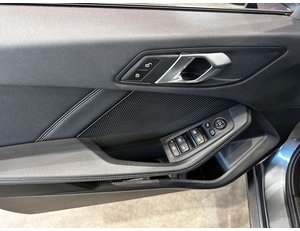 
										BMW SERIE 1 118D full									