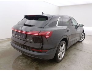 
										AUDI E-TRON 50 QUATTRO full									