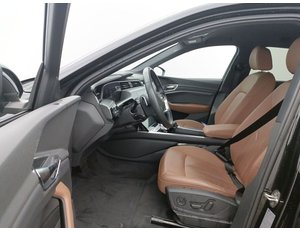 
										AUDI E-TRON 50 QUATTRO full									