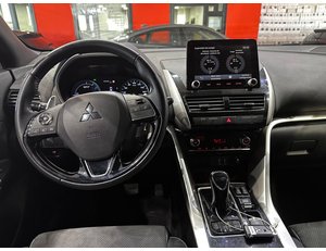 
										MITSUBISHI ECLIPSE CROSS 2.4 PHEV KAITEKI AUTO 4WD full									
